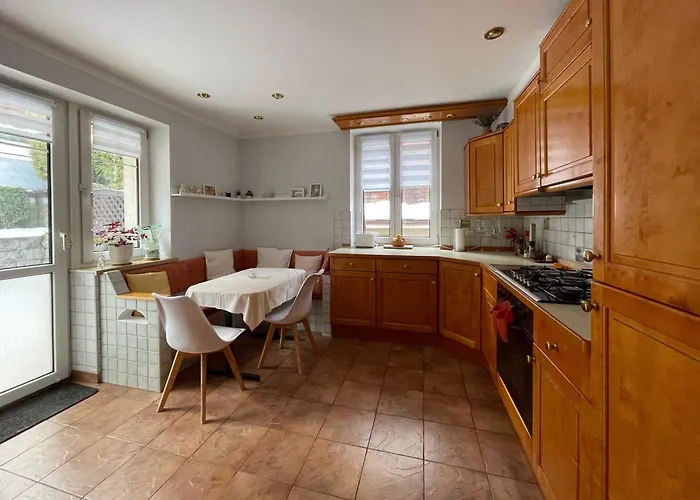 Maisonette Apartment With Garden