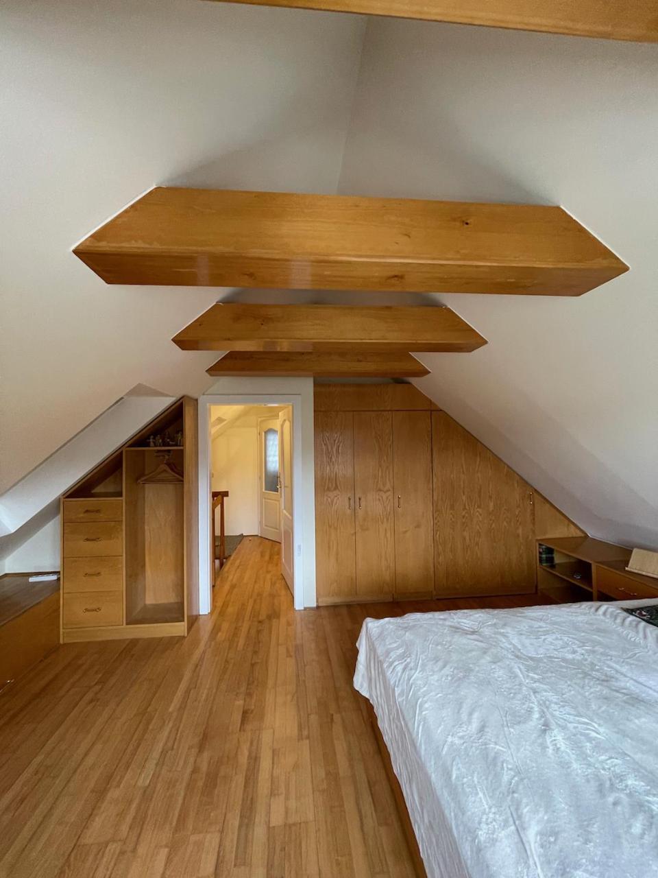 Maisonette With Garden *